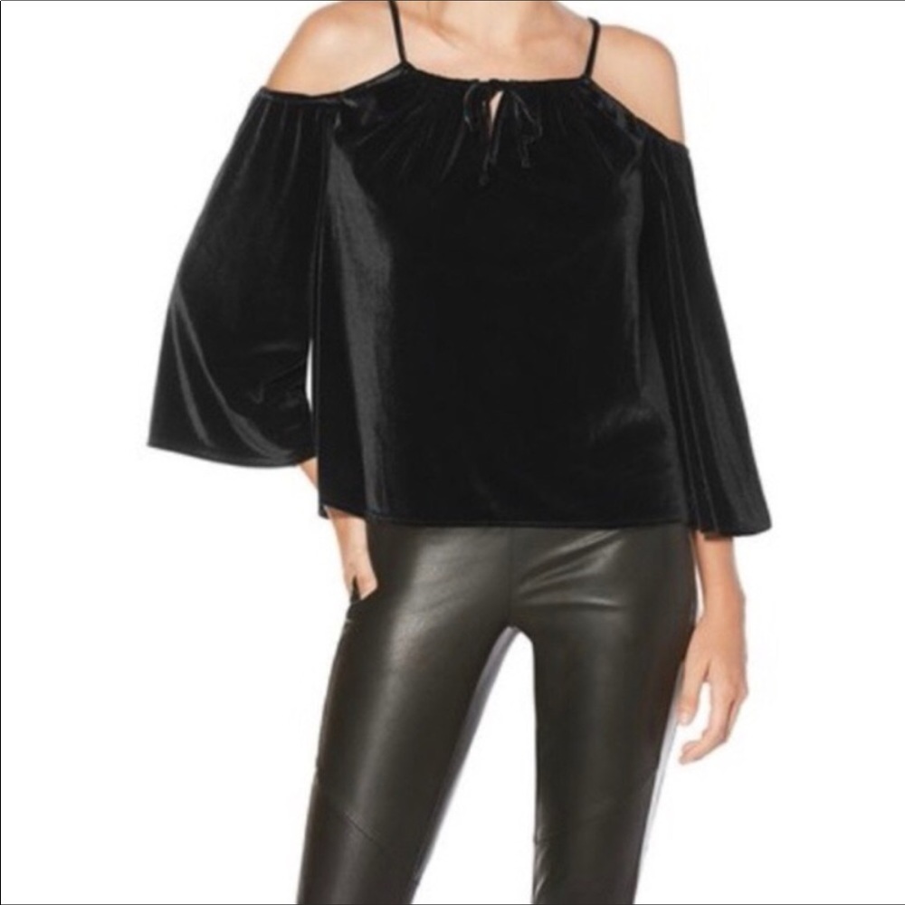 SALE🔥PURPLE NWT laundry velvet blouse